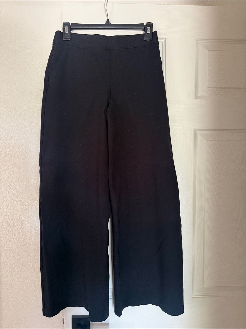 SPANX Black Wide Leg Pull-On Pants